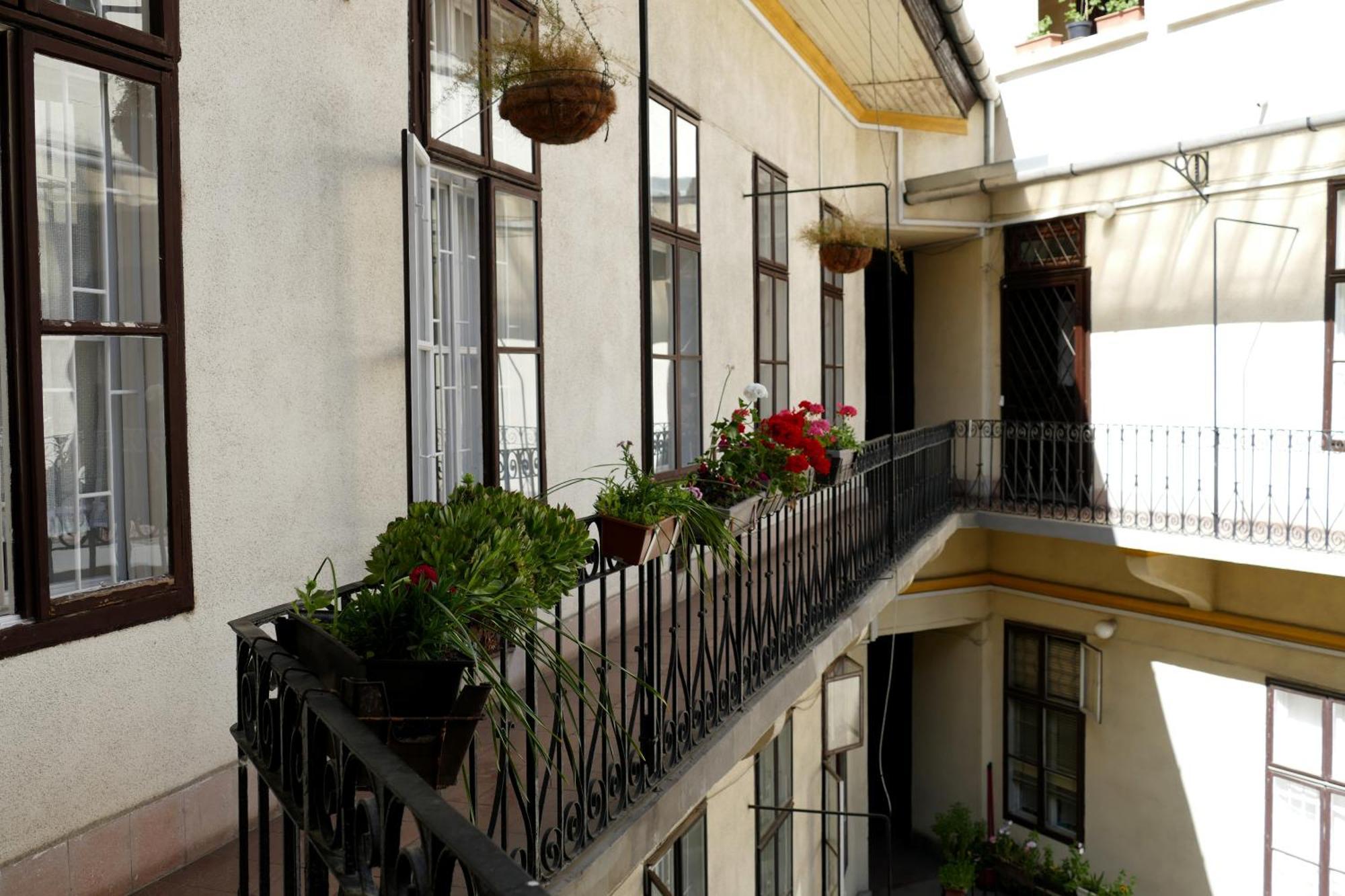 Apartament Oktogon Design *